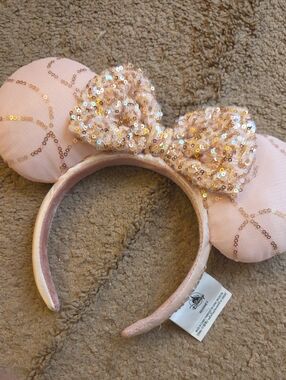 2019 Disney Rose Gold Sequin Minnie Mouse Ear Headband Best Day Ever